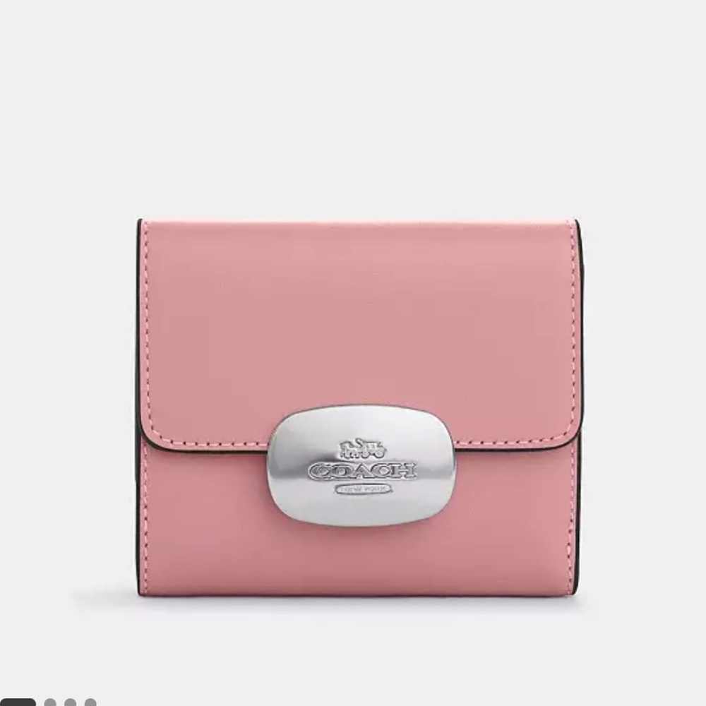 NWT COACH ELIZA SMALL WALLET PINK AND SILVER— sold out
